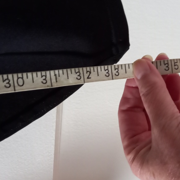 Move workout capris - Picture 2 of 10